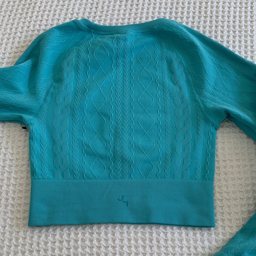 Cropped Teal Women's Cable-Knit top - Picture 10 of 14